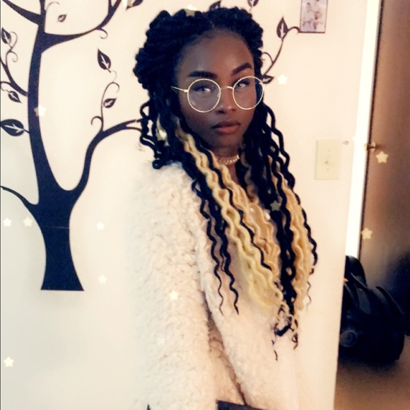 Meet your Posher, Nambo - Picture 1 of 2